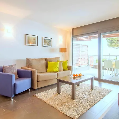Leon Inmo Lucia - 10318 Apartment